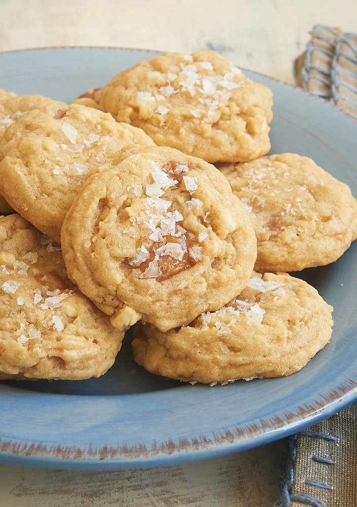 Salty Cashew Caramel Cookies - Bake Or Break