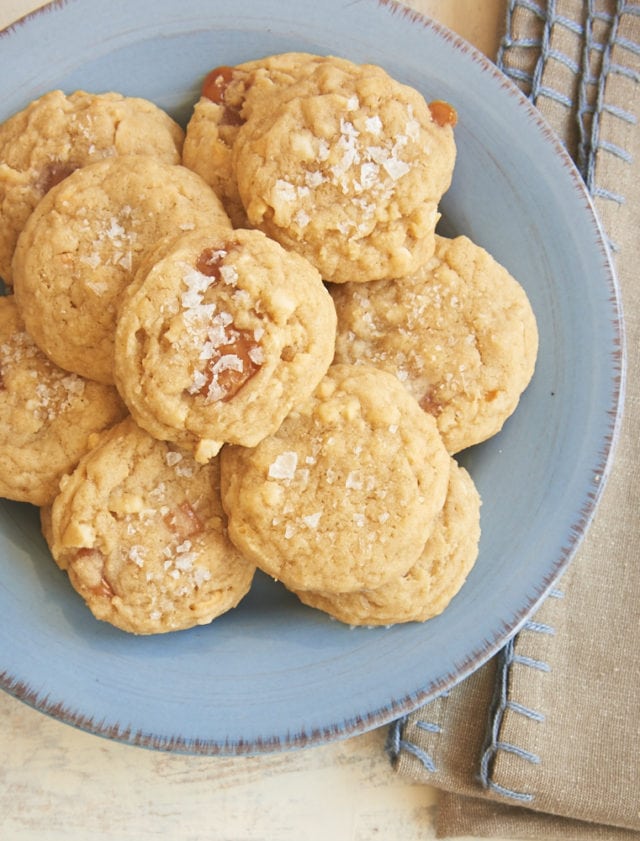 Salty Cashew Caramel Cookies - Bake Or Break