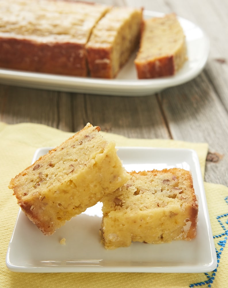 This soft, flavorful Lemon Bread is a great for breakfast, a snack, or even for dessert. A must-bake for lemon lovers! - Bake or Break