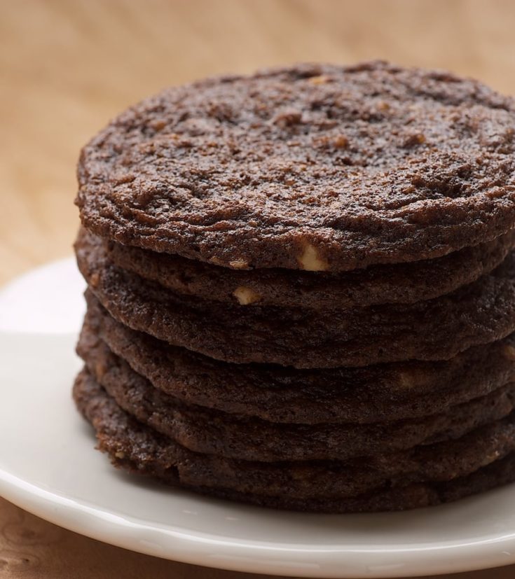 Chewy Chocolate Cookies are simple cookies that pack a big flavor punch! - Bake or Break