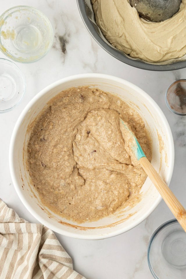 Cinnamon oat cake batter in bowl