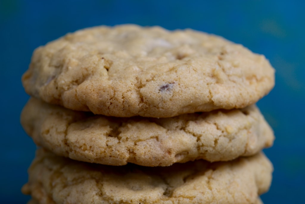 Sweet and Salty Peanut Chocolate Chunk Cookies are deliciously sweet and salty. A great crowd pleaser! - Bake or Break