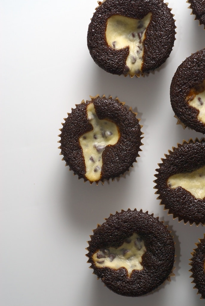 Black and White Cupcakes