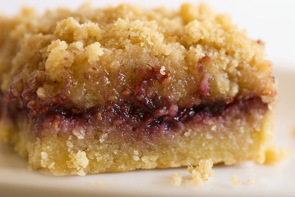 Raspberry Hazelnut Crumble Bars are a buttery, nutty, fruity favorite! - Bake or Break