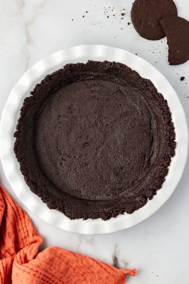 Chocolate cookie crust in pie pan