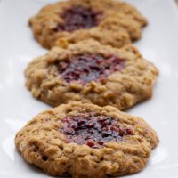 Chewy oatmeal cookies and your favorite fruit preserves combine for these delicious Oatmeal Jammys.