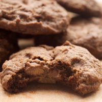 If you love peanut butter and chocolate, you'll adore these Chocolate Peanut Butter Cookies! - Bake or Break