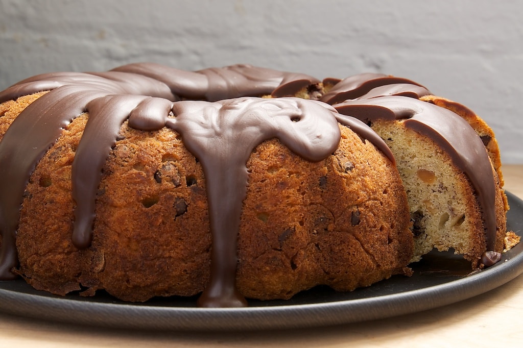 Moist Banana Bread Bundt Cake | Bake or Break