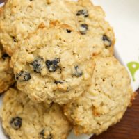 Blueberry White Chocolate Oatmeal Cookies