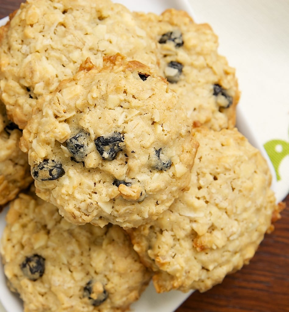 Blueberry White Chocolate Oatmeal Cookies