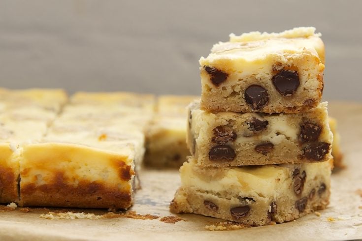 Chocolate Chip Cookie Cheesecake Bars