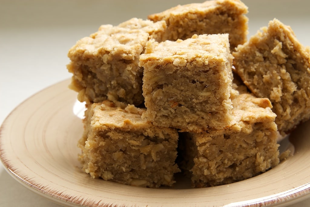 Peanut Butter Banana Bars are soft, chewy, moist bars packed with big flavor. Love this flavor combination! - Bake or Break