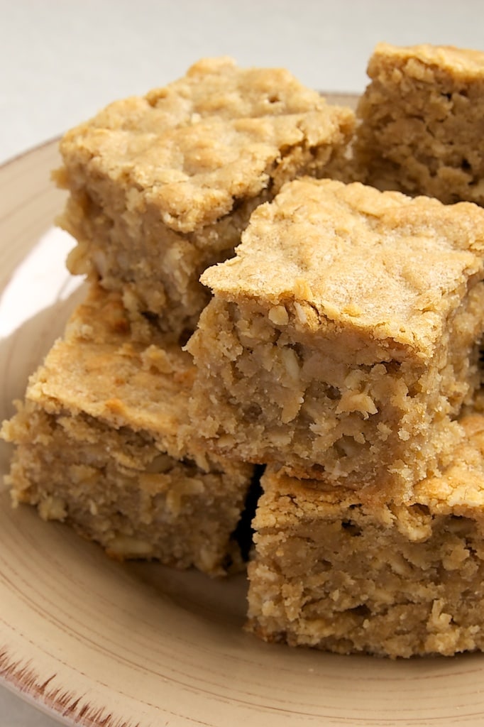 Peanut Butter Banana Bars are soft, chewy, moist bars packed with big flavor. Love this flavor combination! - Bake or Break