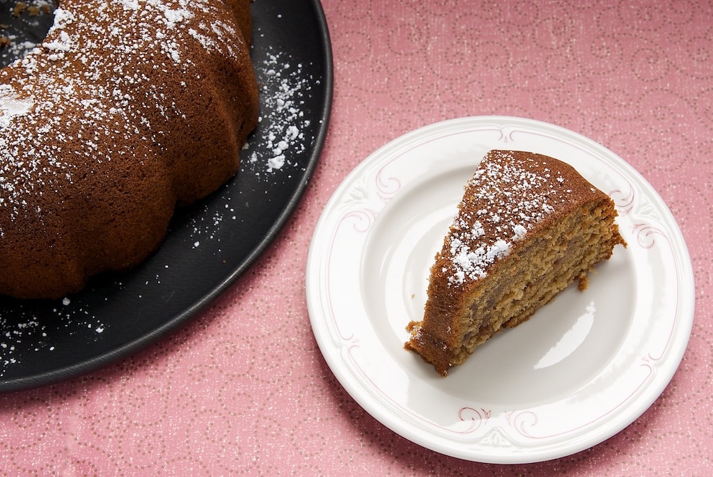 Peanut Butter and Jelly Bundt Cake is a wonderfully simple and delicious cake featuring one of everyone's favorite flavor combinations - peanut butter and jelly. - Bake or Break