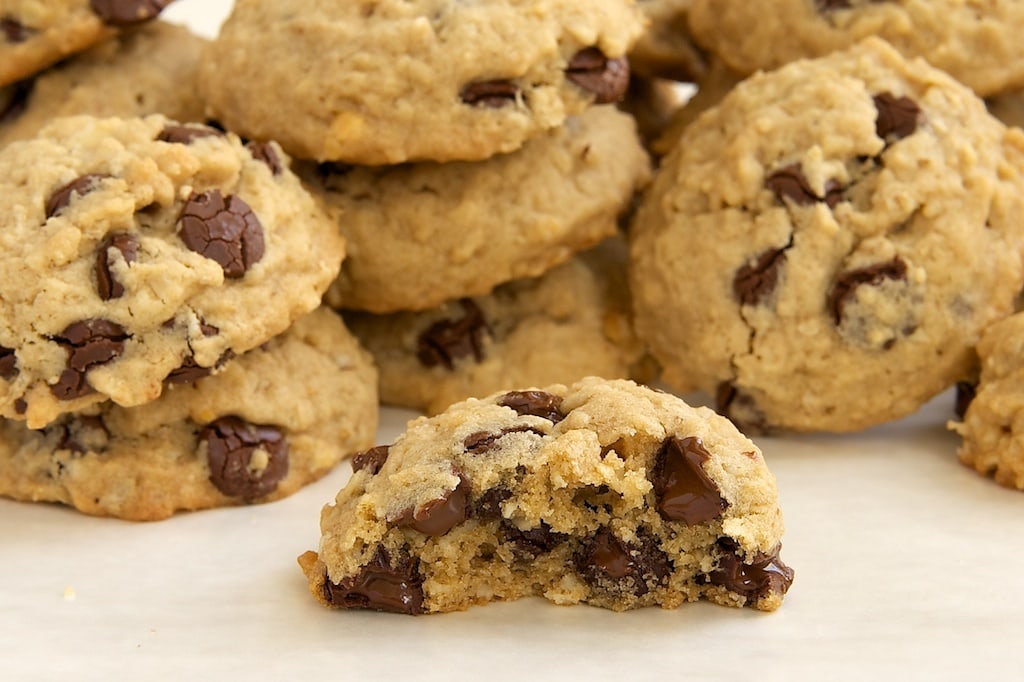Oatmeal Peanut Butter Chocolate Chip Cookies combine three favorite classic cookies into one really, really good cookie. This big batch cookies recipe is most definitely a keeper! - Bake or Break