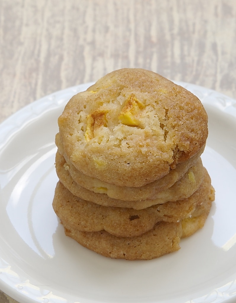 Peach Drop Cookies are a wonderfully delicious way to take advantage of fresh peaches. They're so sweet and light! - Bake or Break