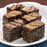 Peanut butter, chocolate, and so much more make these Vunderbars absolutely irresistible! - Bake or Break