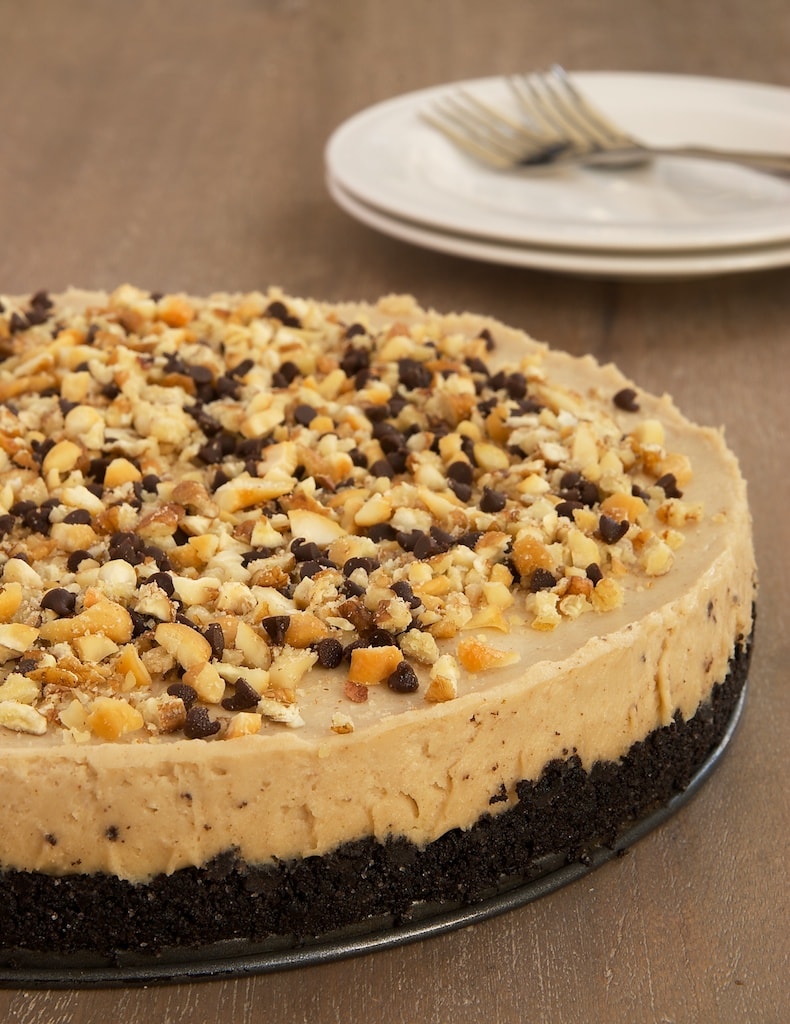 Nut butter, chocolate, and cream cheese are the perfect dessert combination in this Nut Butter No-Bake Cheesecake! - Bake or Break