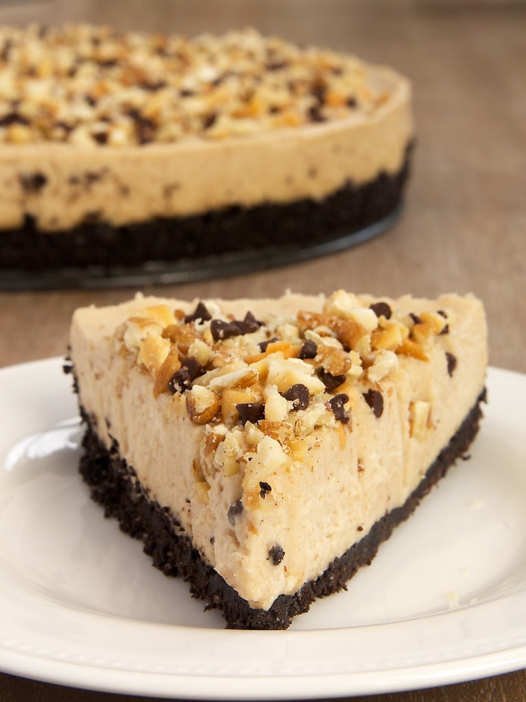 Nut butter, chocolate, and cream cheese are the perfect dessert combination in this Nut Butter No-Bake Cheesecake! - Bake or Break