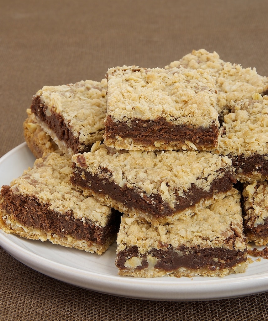Oatmeal Brownie Bars are a delicious mashup of two favorites - oat bars and brownies. - Bake or Break