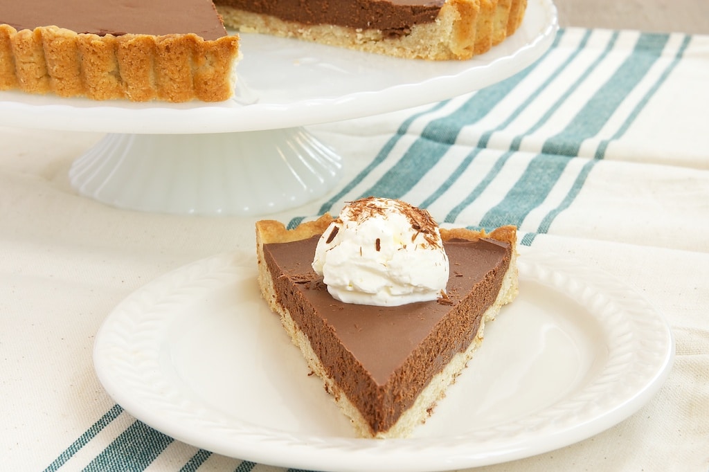 So delicious and so simple, Chocolate Mascarpone Tart is sure to become a favorite!