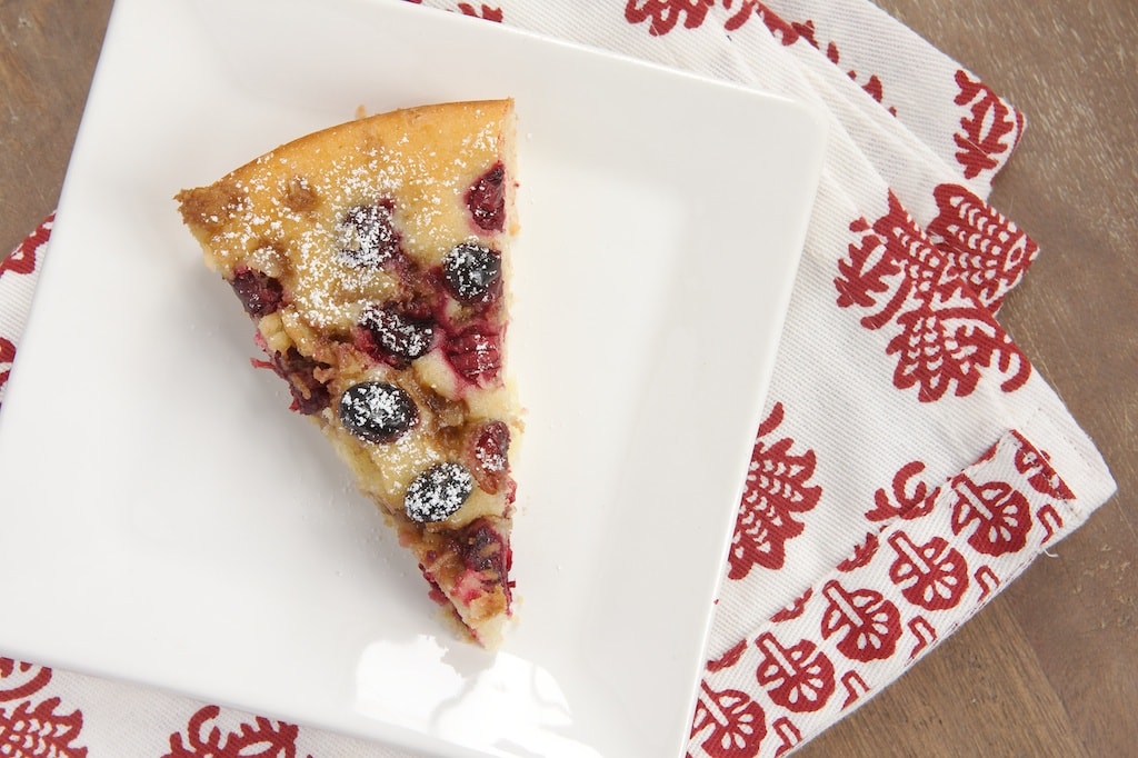 Skillet Cranberry Buckle is a great choice for anything from brunch to dessert. It's so, so good! - Bake or Break