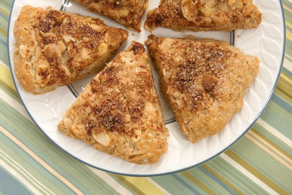 These simple Cinnamon Almond Scones are just the right amount of sweet for a morning or tea time treat. - Bake or Break