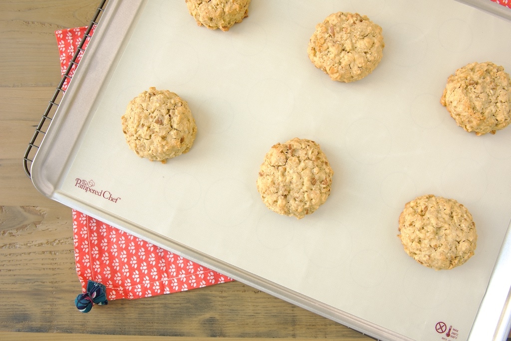 Brown Butter Maple Oatmeal Cookies are big, thick, hearty cookies with big flavor! - Bake or Break