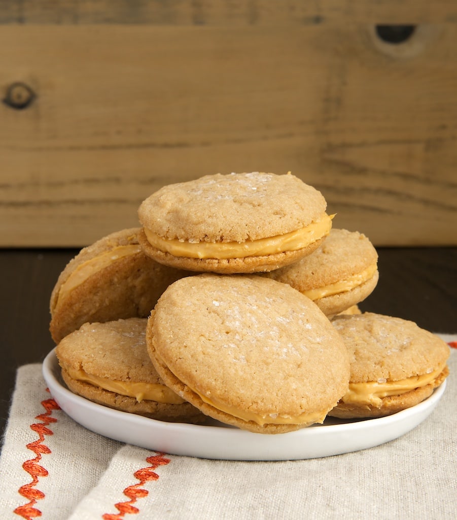 Caramel and cinnamon are a tasty pair in these Cinnamon-Caramel Sandwich Cookies!