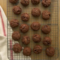 Coffee-flavored liqueur and lots of chocolate make these Fudgy Kahlua Brownie Cookies an irresistible treat!