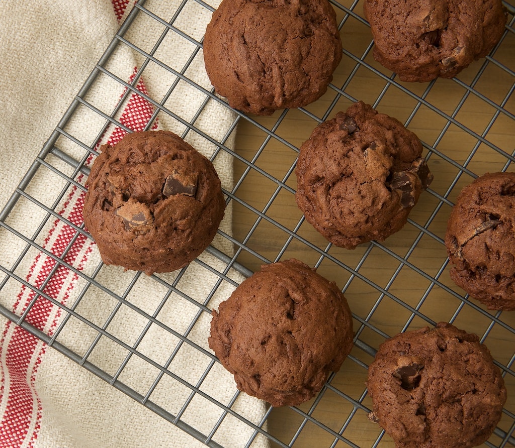 Fudgy Kahlua Brownie Cookies are made with two kinds of chocolate that are complemented perfectly with a coffee liqueur. Delicious! - Bake or Break