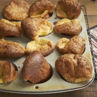 By following just a few simple tips, you can make perfect, delicious Herbed Popovers! - bakeorbreak.com