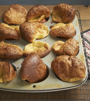 By following just a few simple tips, you can make perfect, delicious Herbed Popovers! - bakeorbreak.com