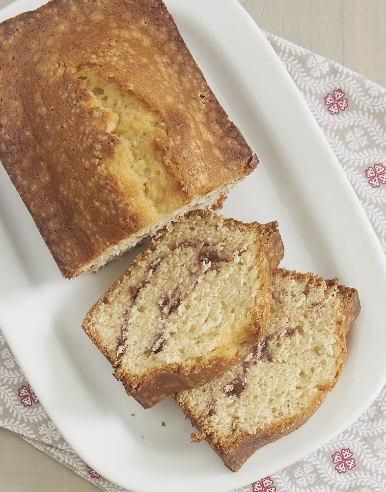 A sweet ribbon of your favorite preserves makes this Berry Swirl Pound Cake extra delicious! - Bake or Break