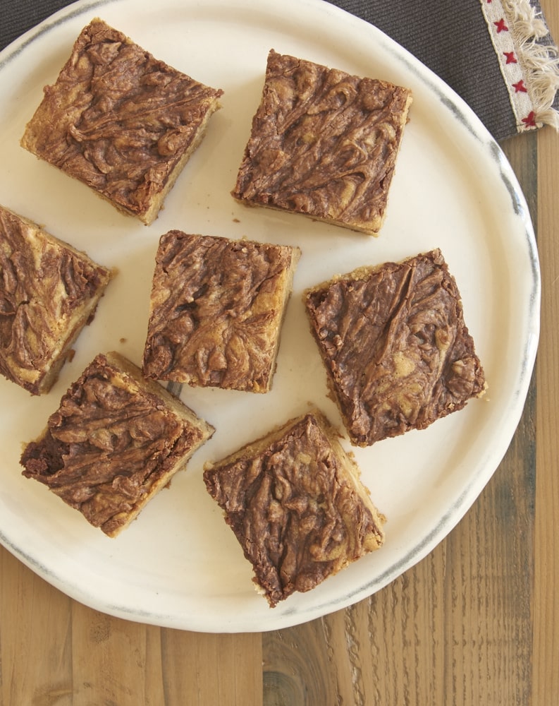 These sweet, nutty Chocolate Hazelnut Swirl Blondies are topped with a delicious swirl of chocolate-hazelnut spread. These are so, so good! - Bake or Break