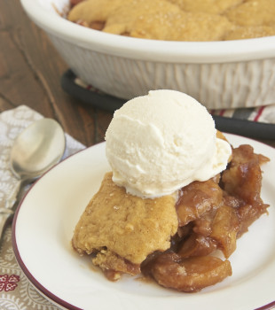 Graham Cracker Apple Pear Cobbler