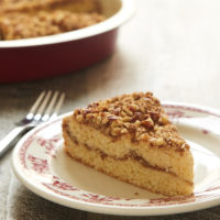 You will love this nutty, subtly sweet Brown Butter Pecan Coffee Cake. The perfect sweet treat for your coffee break or sweet ending for a brunch! - Bake or Break