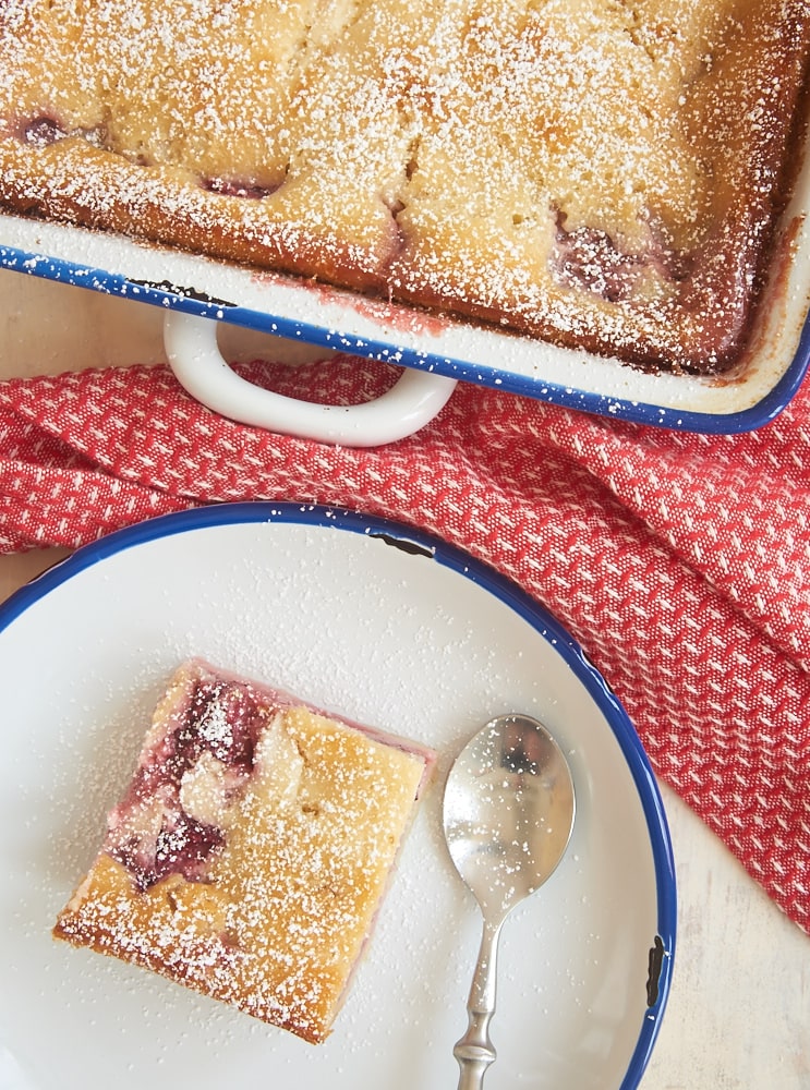 The great flavors of two classic desserts come together in this Strawberry Cheesecake Cobbler! - Bake or Break