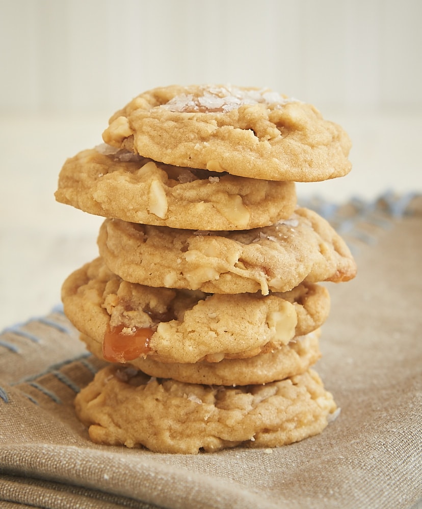 Salty Cashew Caramel Cookies