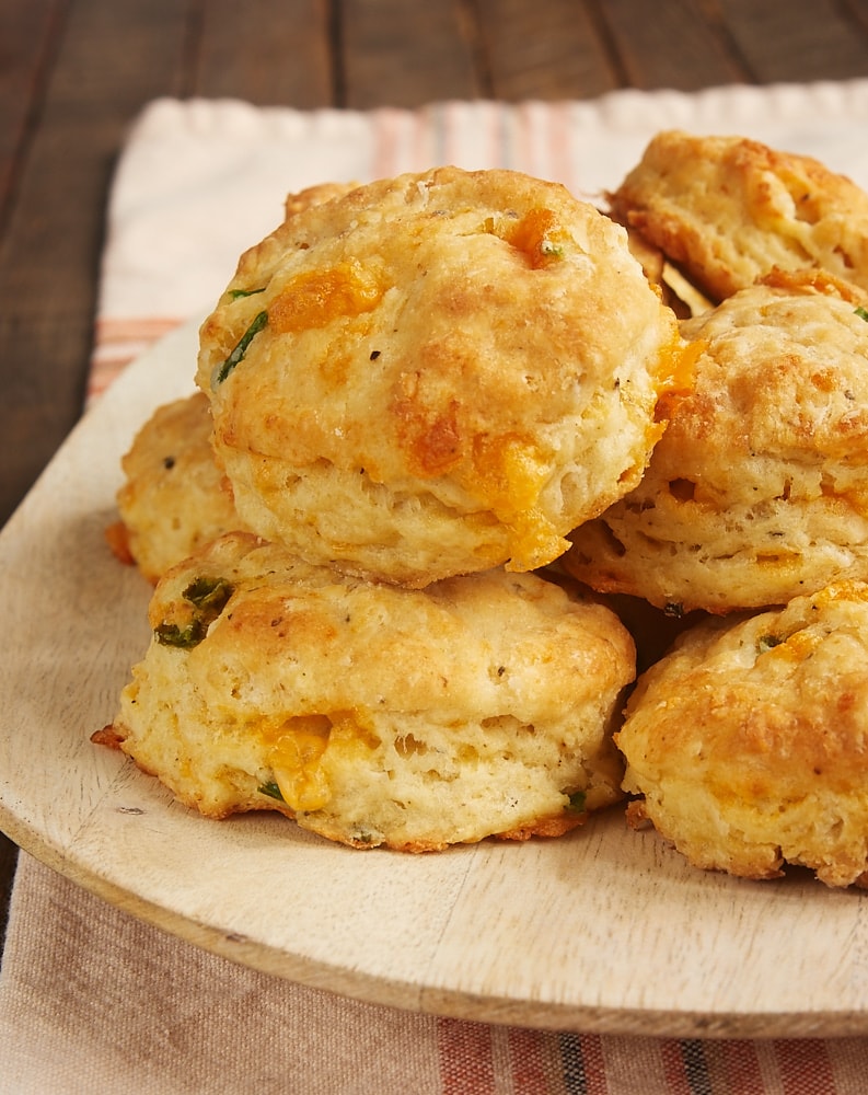 Jalapeño Cheddar Biscuits - Bake or Break