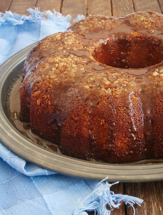 Pecan Pie Bundt Cake Bake or Break