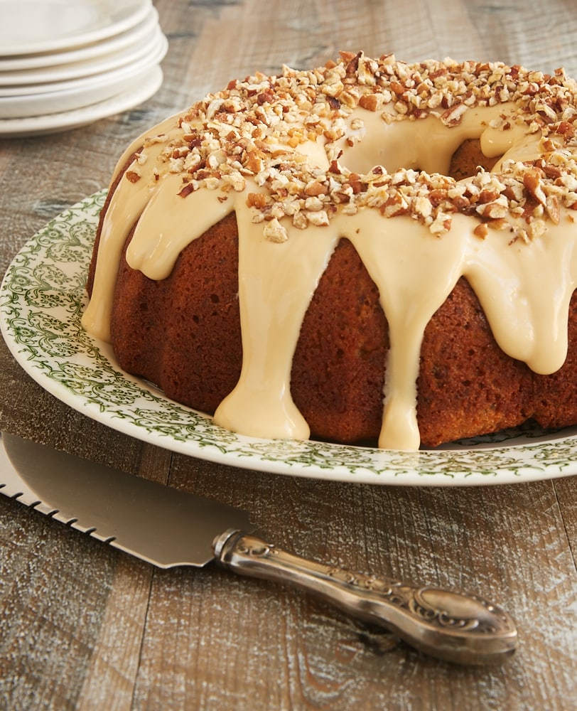 Toasted Pecan Bundt Cake on a green and white plate