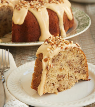 Toasty nuts, lots of brown sugar, and a sweet glaze combine to make this fantastic Toasted Pecan Bundt Cake. A must for pecan lovers! - Bake or Break