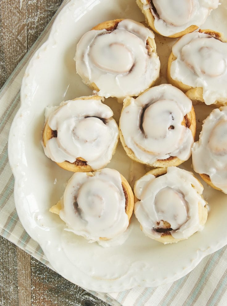 It has never been so easy to make homemade cinnamon rolls than with these Biscuit Cinnamon Rolls! You can have these mixed and in the oven in record time! - Bake or Break