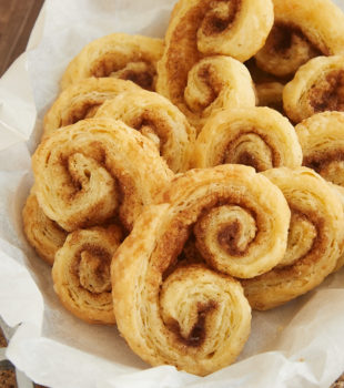 Chai Spice Palmiers are made with a simplified puff pastry and a delicious blend of spices. They're part pastry, part cookie, and completely fantastic! - Bake or Break