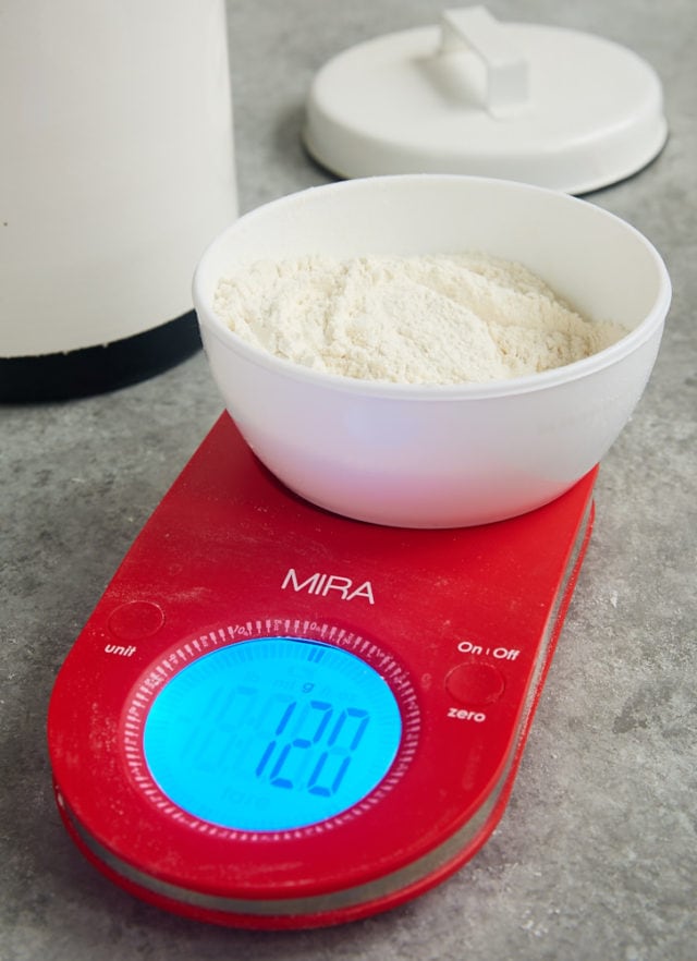 How To Measure Flour - Bake Or Break