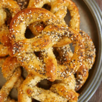 Buttery, chewy, flavorful Everything Soft Pretzels are so amazingly delicious. Bonus points for being simple to make, too! - Bake or Break