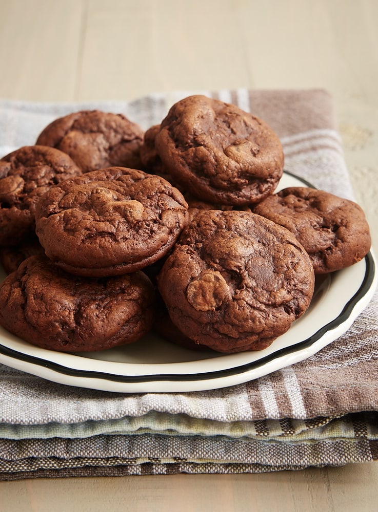 Irish Cream Brownie Cookies on a black-rimmed white plate