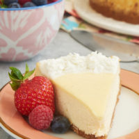 Vanilla is anything but boring in this rich, creamy, fantastic Vanilla Bean Cheesecake! - Bake or Break