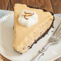 If you love rich, caramel-y dulce de leche, do not miss this sweet, cool, and creamy Dulce de Leche Icebox Pie. I love how quick and easy it is, too! - Bake or Break